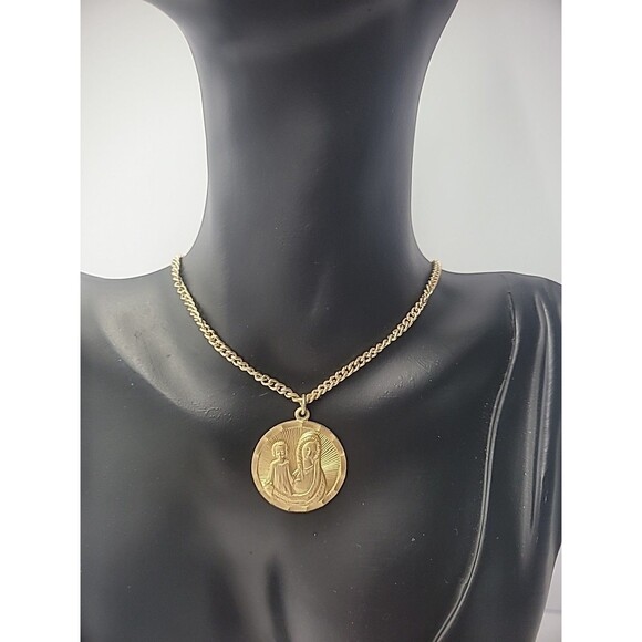 Vintage Necklace Chain Gold Tone Pendant Mother Mary Germany Match Religious - Picture 3 of 14